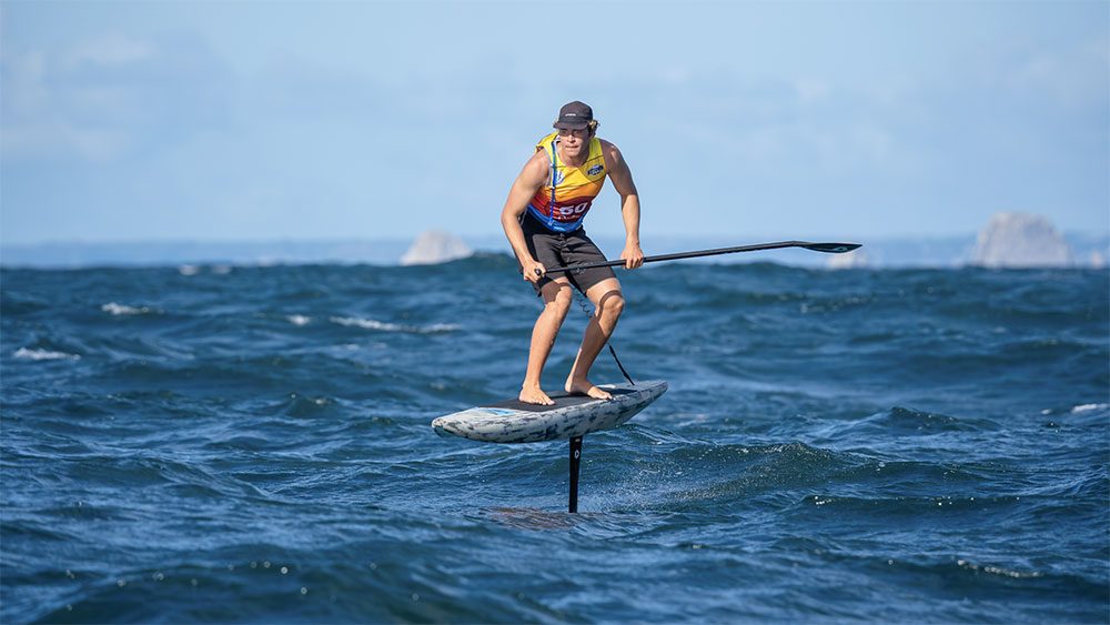 Downwind SUP Foil, Kai Thomson signe le doublé, Marnie Bertram confirme son incroyable progression