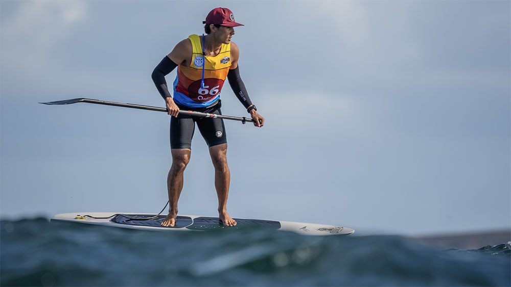 Kai Thomson et Marnie Bertram remportent le 1e Downwind SUP Foil